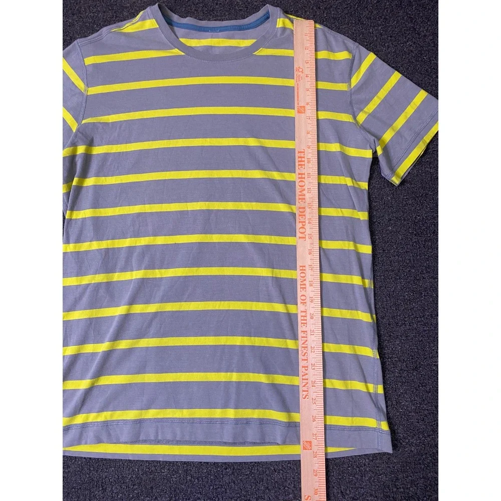 Lululemon 5 Year Basic T-Shirt Gray Neon Yellow Striped Men Large Crewneck Train